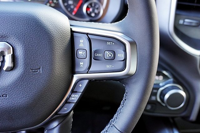 New 2026 RAM 1500 4x4 Crew Cab image 44