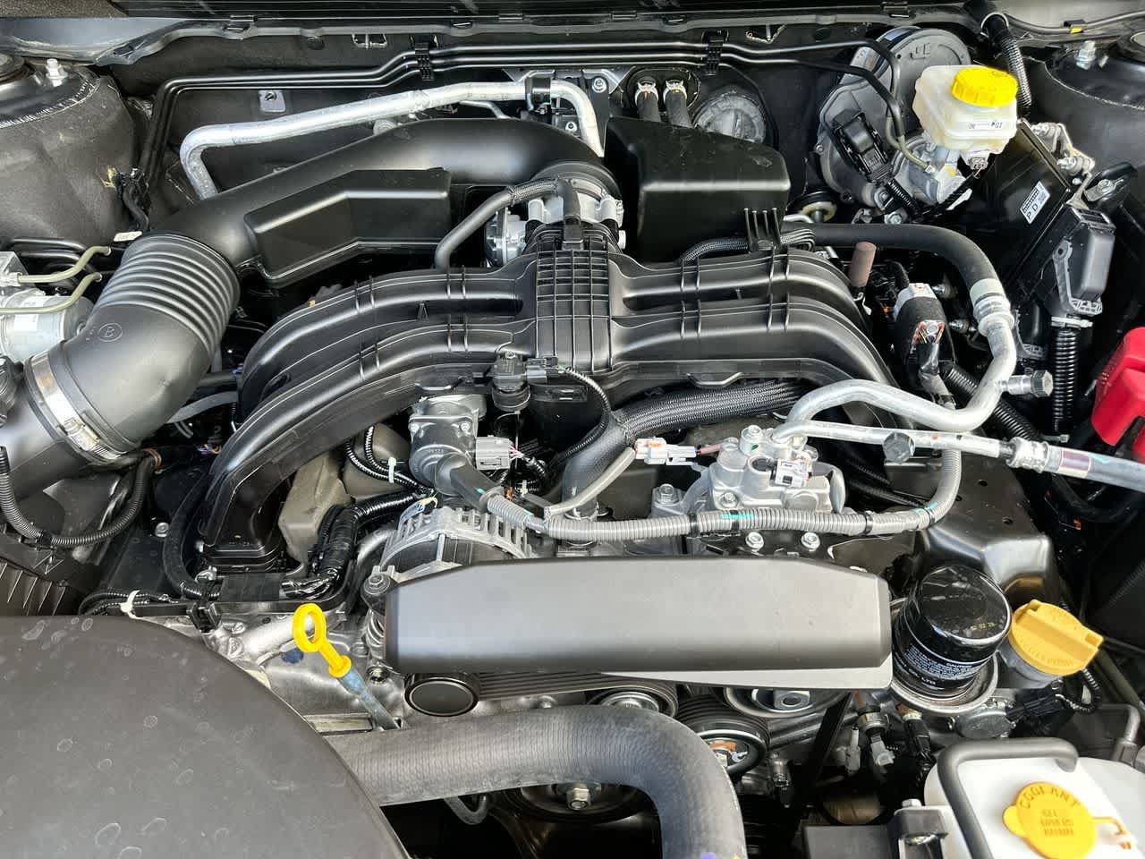 Used 2025 Subaru Outback AWD/4WD image 12