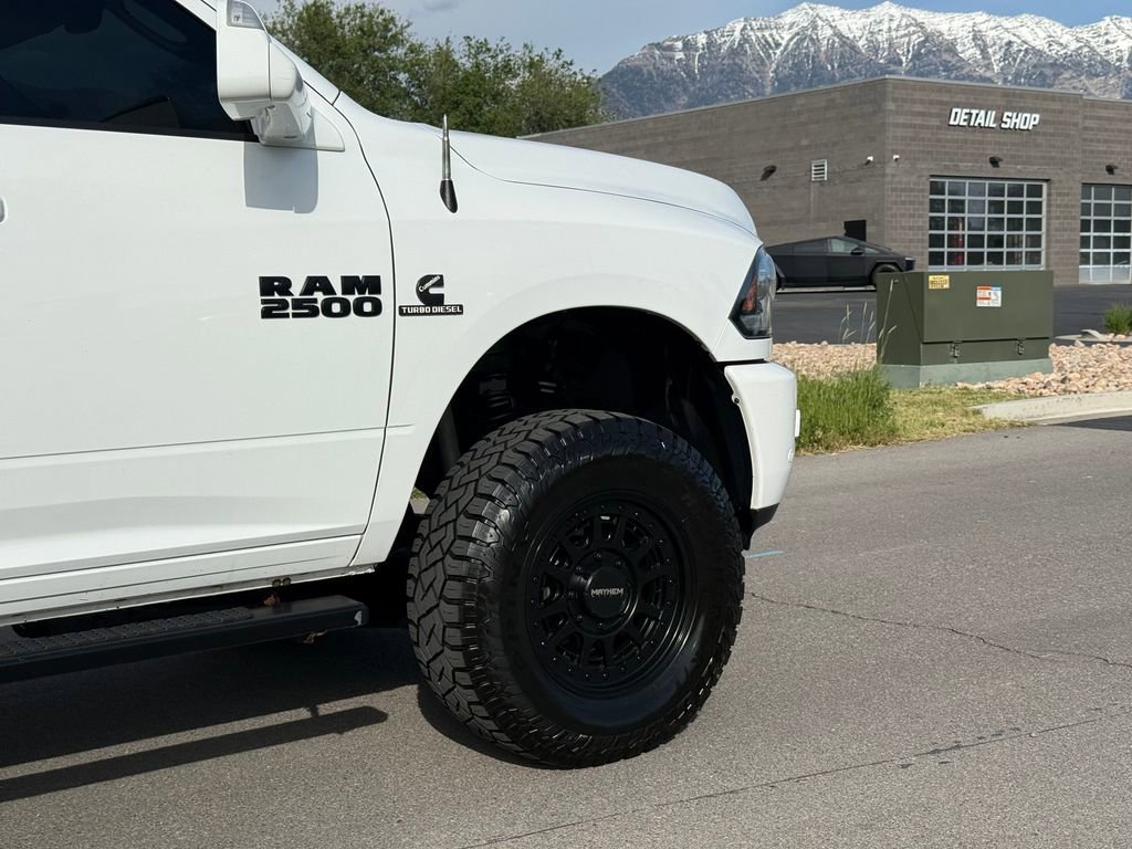 Used 2017 RAM 2500 Laramie w/ Sport Appearance Group AWD/4WD image 3