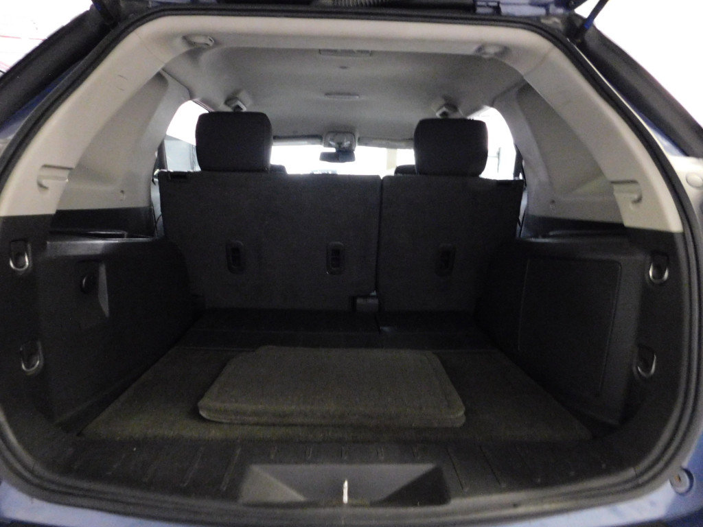 Used 2011 GMC Terrain SLE image 10