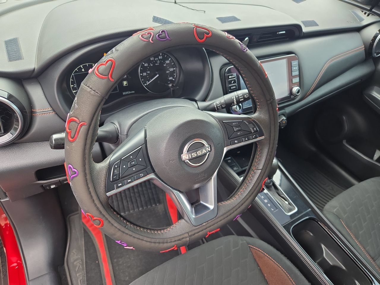 Certified 2024 Nissan Kicks SR FWD image 10