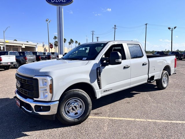 New 2026 Ford F350 2WD Crew Cab Super Duty image 3