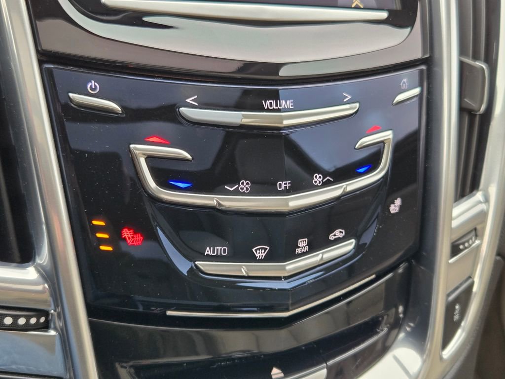 Used 2013 Cadillac SRX Luxury image 26