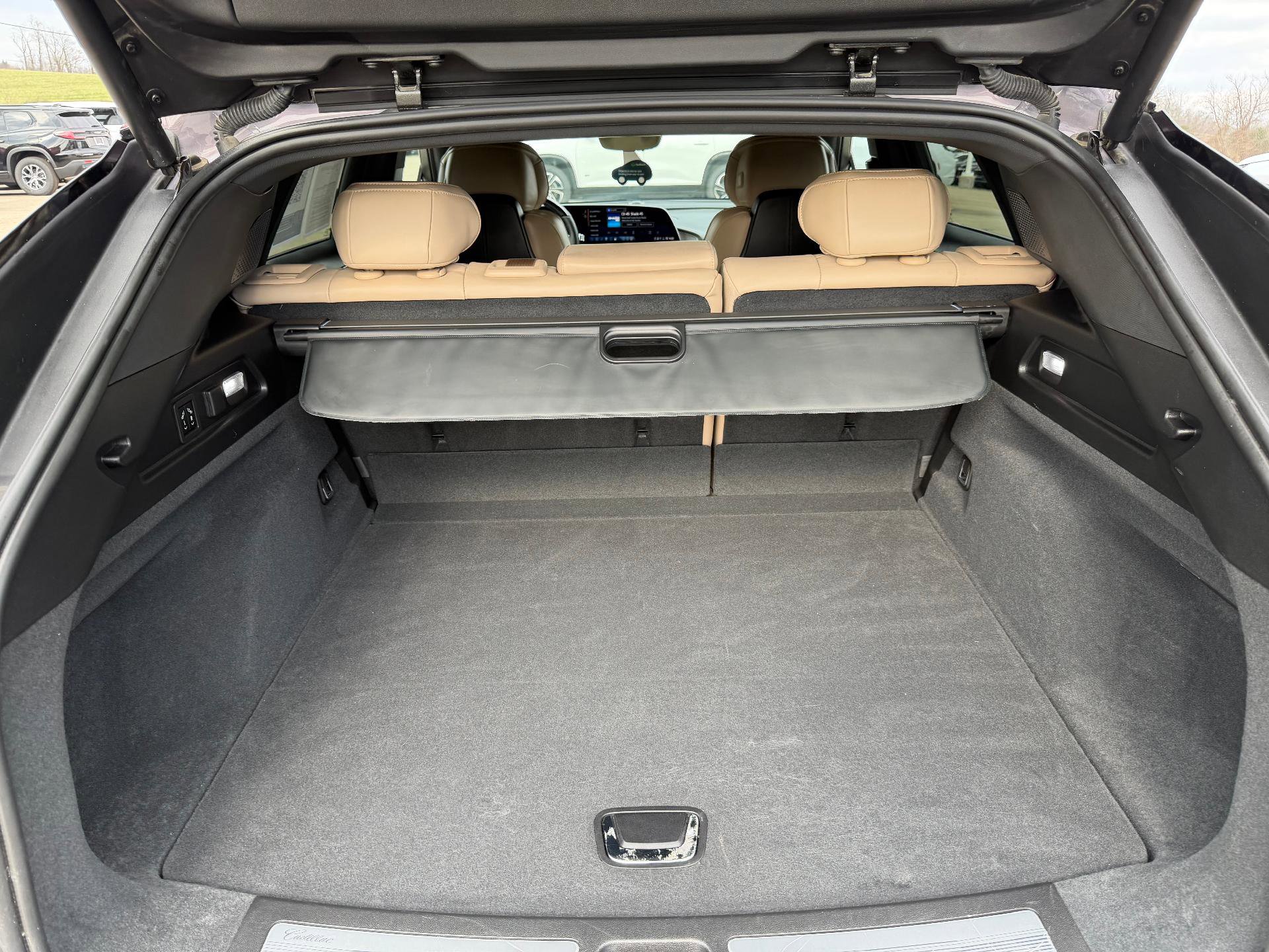 Certified 2024 Cadillac Lyriq Luxury w/ Nappa Leather Package image 20