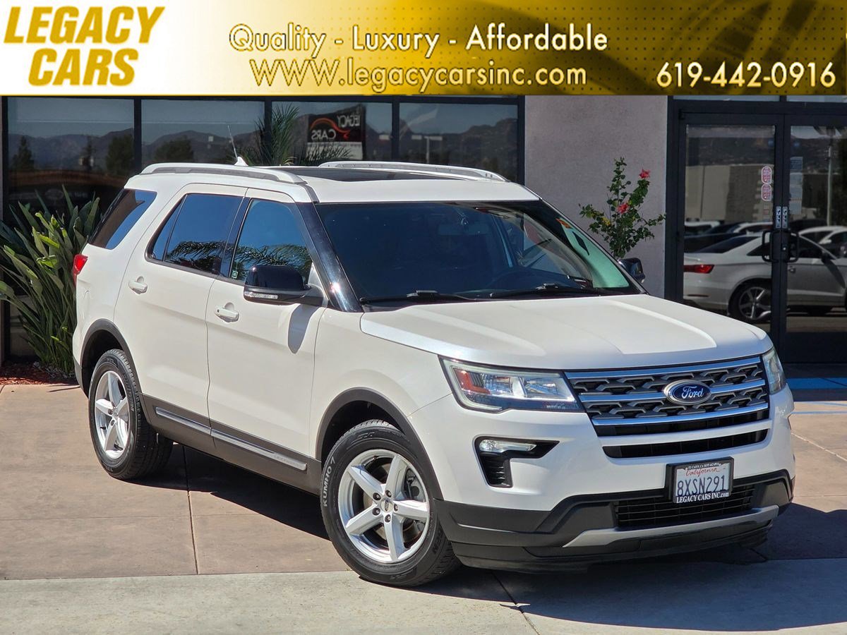 Used 2018 Ford Explorer XLT w/ Equipment Group 201A image 1