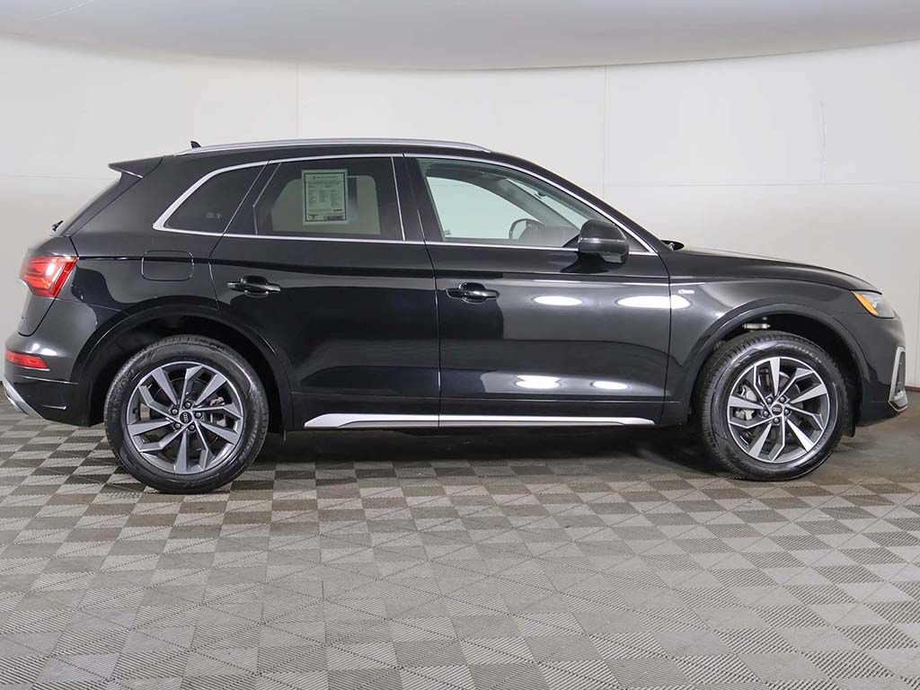 Used 2023 Audi Q5 2.0T Premium Plus w/ Premium Plus Package AWD/4WD image 20