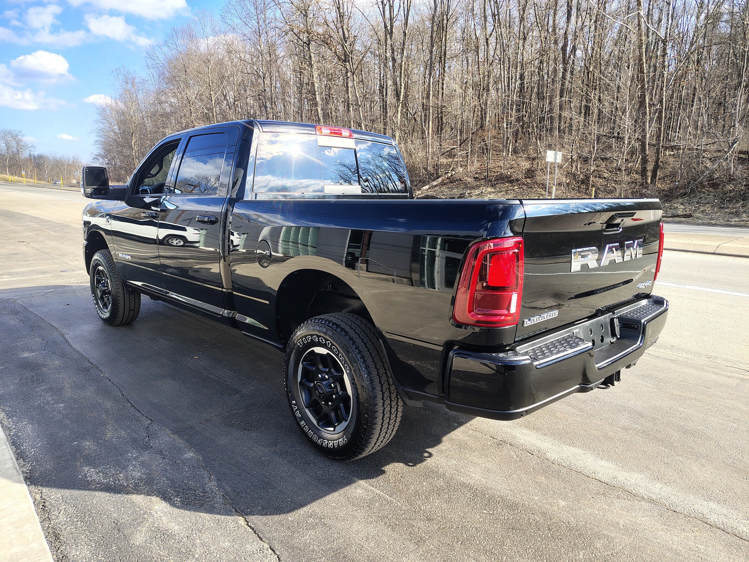 Certified 2026 RAM 2500 Laramie AWD/4WD image 9