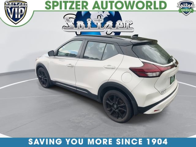 Used 2023 Nissan Kicks SR w/ SR Premium Package FWD image 7
