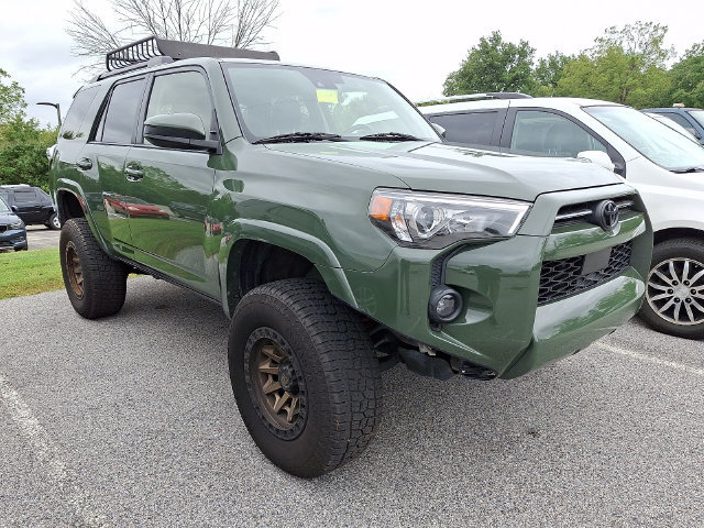 Used 2021 Toyota 4Runner Trail Special Edition AWD/4WD image 1