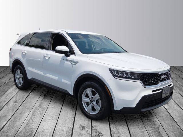 Used 2023 Kia Sorento LX FWD image 3