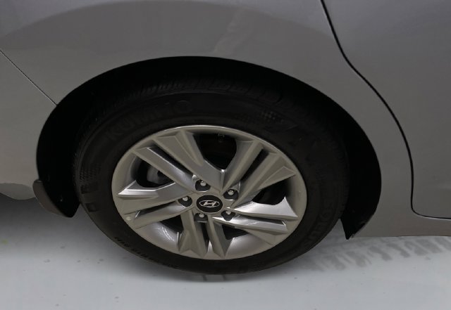 Used 2020 Hyundai Elantra SEL w/ Cargo Package (C1) FWD image 17