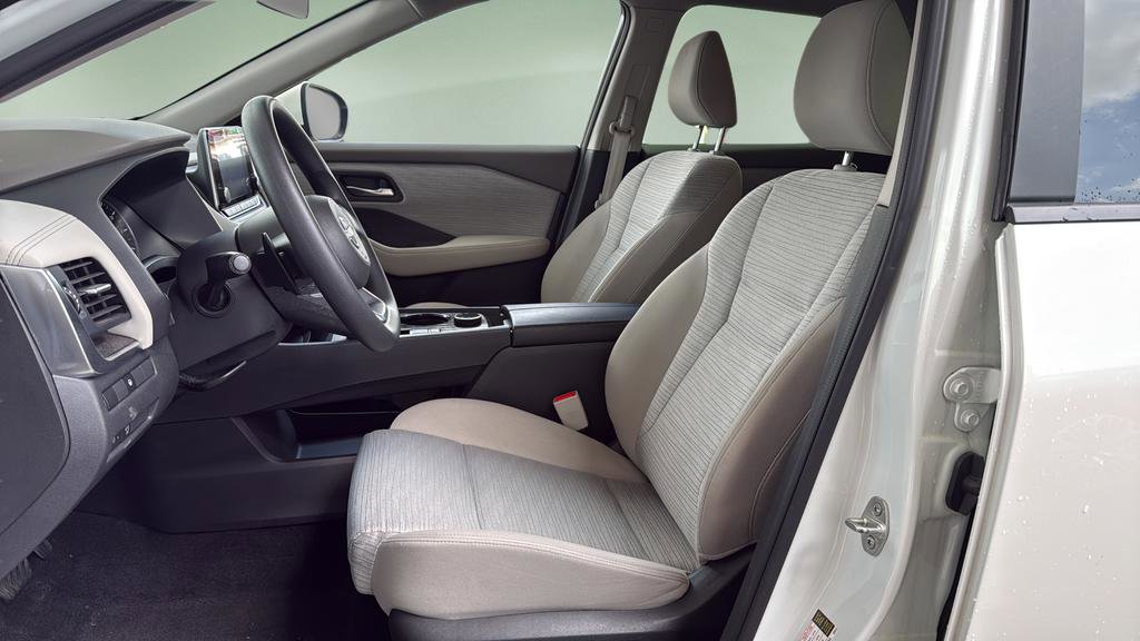 Certified 2023 Nissan Rogue SV AWD/4WD image 16