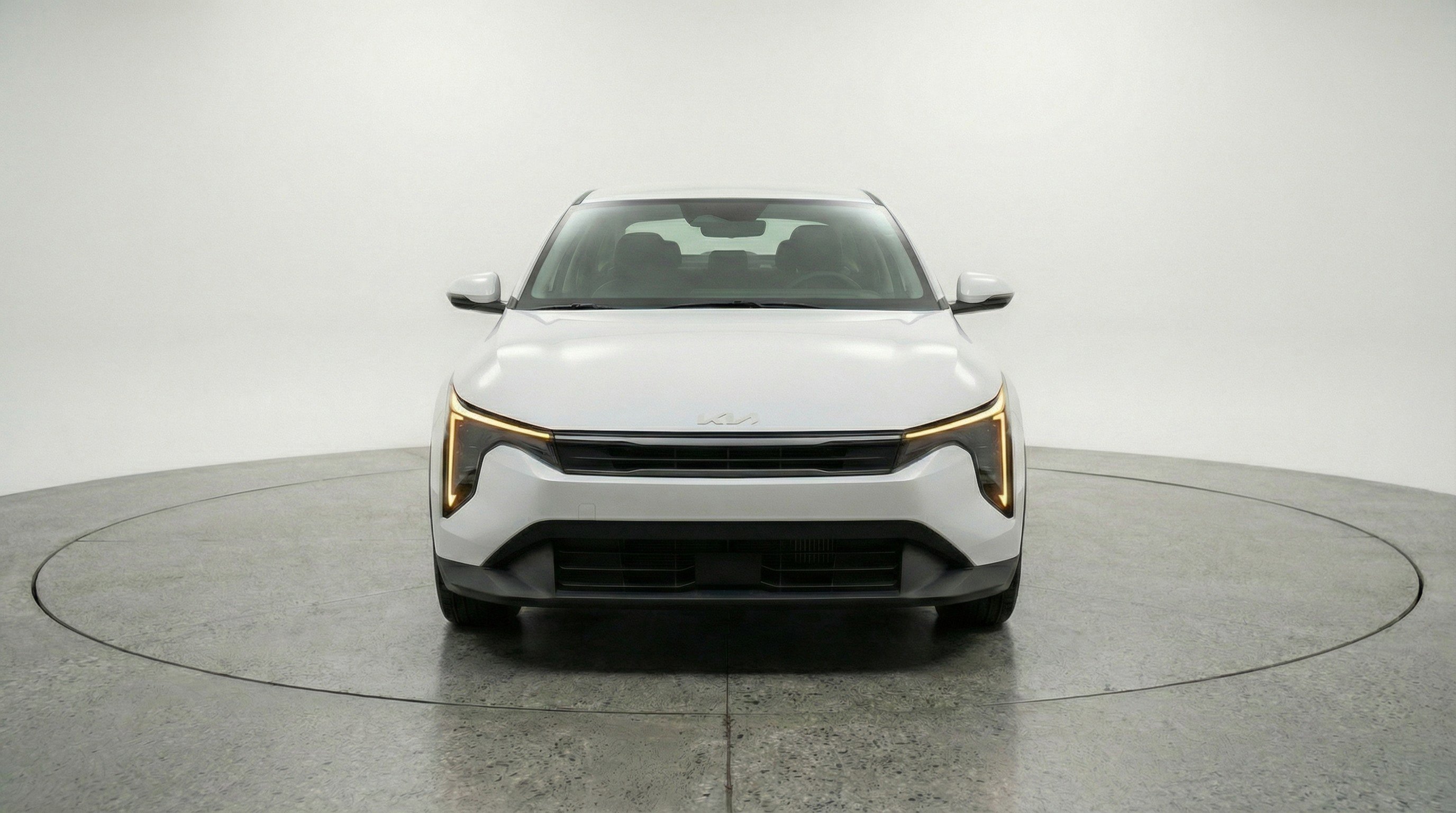 Used 2025 Kia K4 LXS image 2