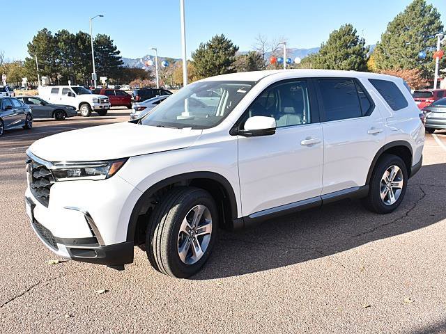 New 2025 Honda Pilot EX-L image 3