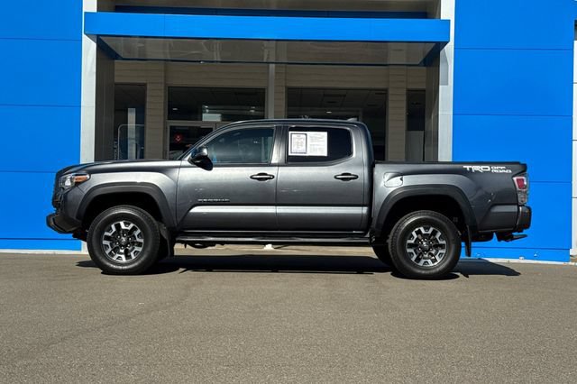 Used 2021 Toyota Tacoma TRD Off-Road w/ Technology Package RWD image 9