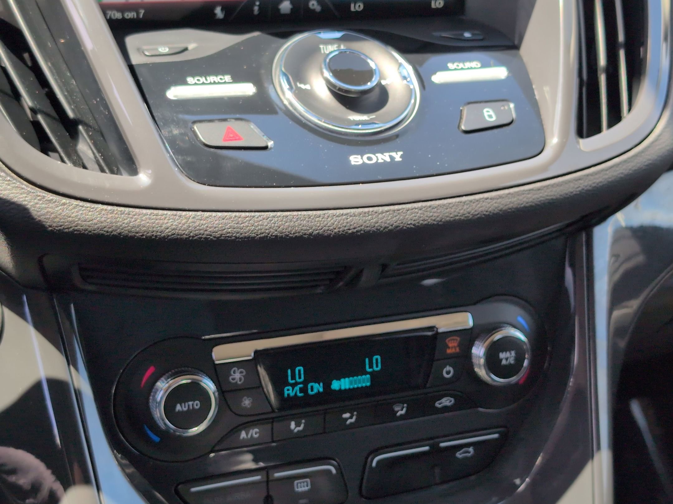 Used 2014 Ford Escape Titanium image 21