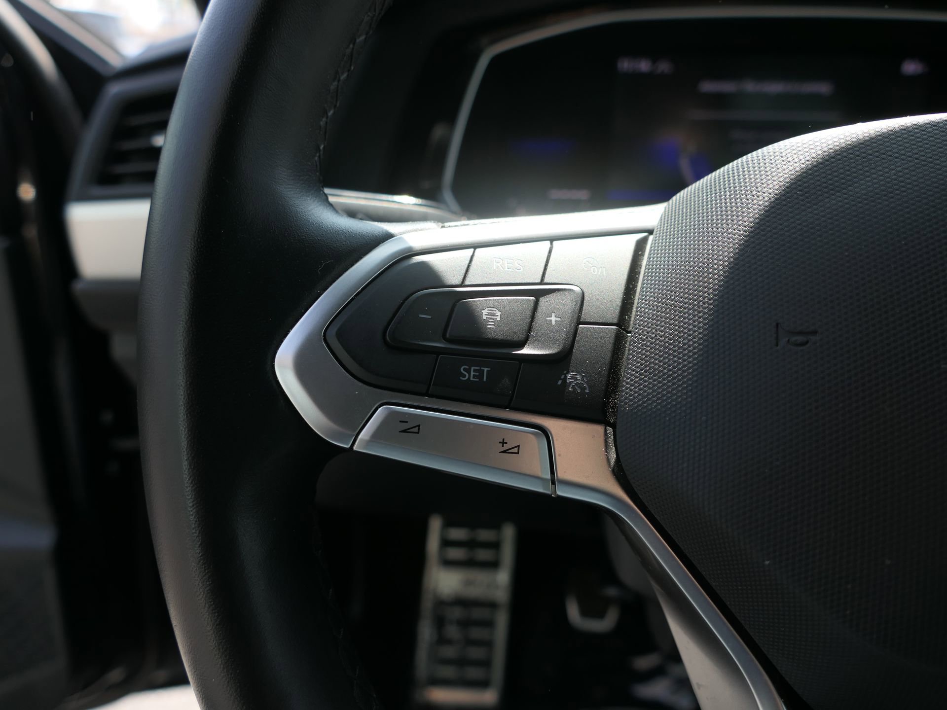 Used 2023 Volkswagen Jetta Sport FWD image 16