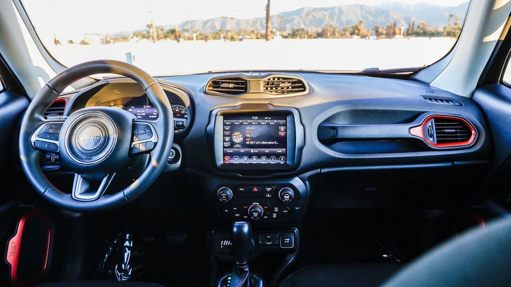 Certified 2023 Jeep Renegade Trailhawk image 13