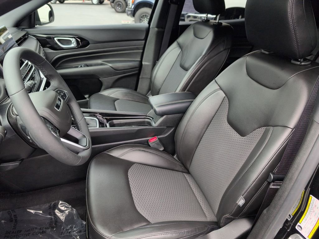 Certified 2022 Jeep Compass Altitude image 11