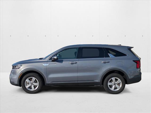 Used 2023 Kia Sorento LX image 9