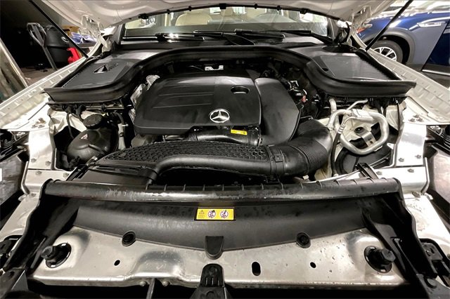Used 2021 Mercedes-Benz GLC 300 4MATIC image 10