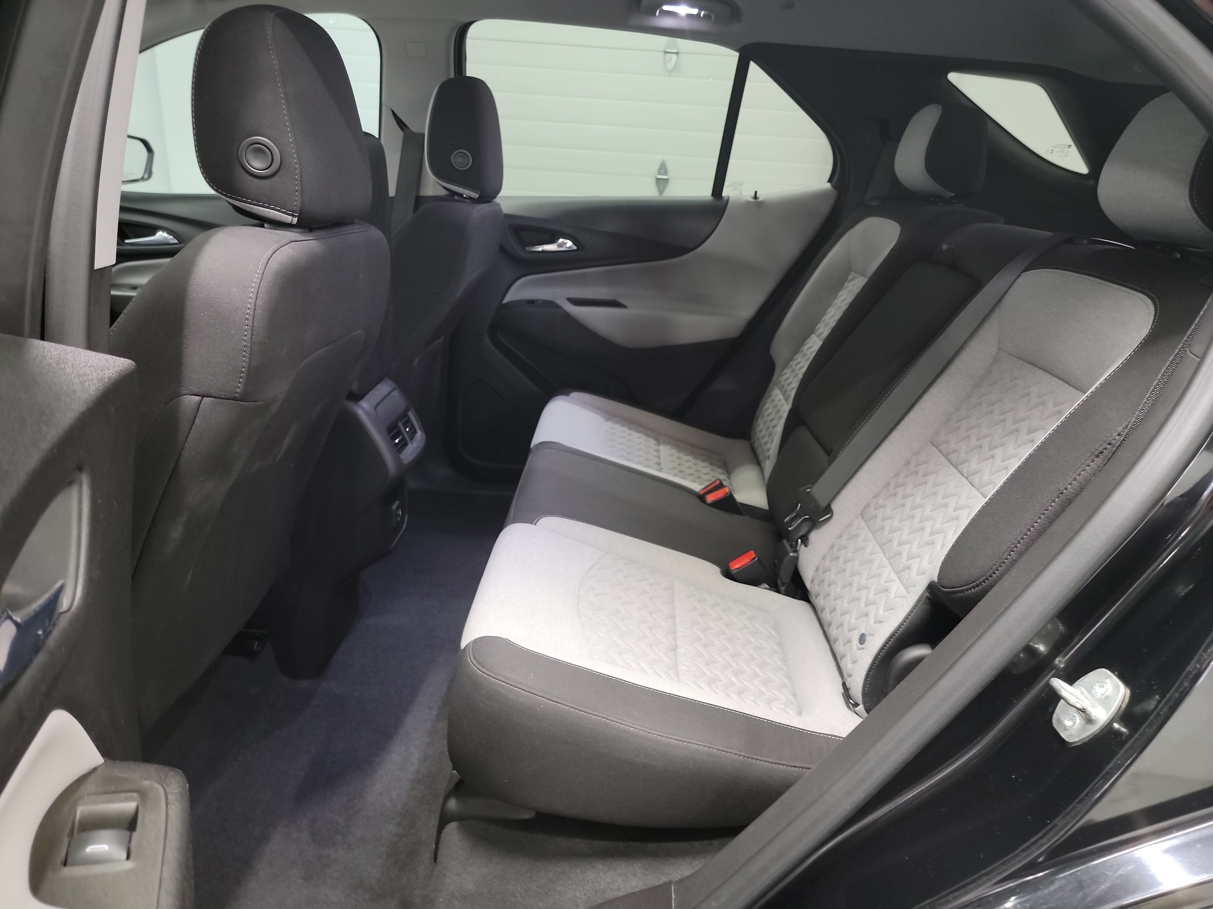 Used 2024 Chevrolet Equinox LS FWD image 27