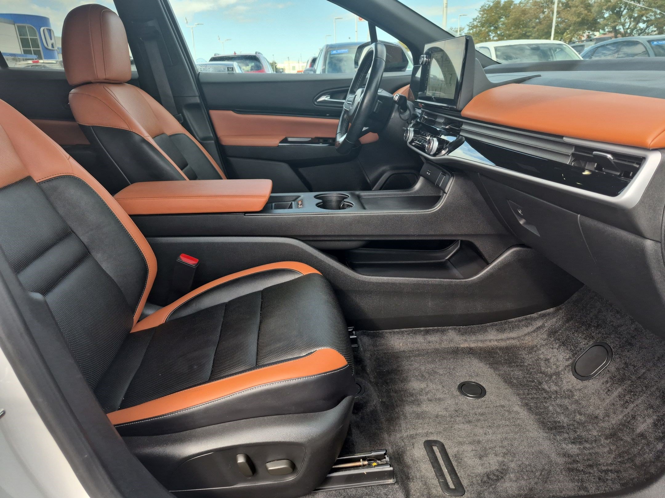 Certified 2024 Honda Prologue Elite image 31