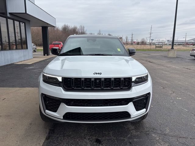 New 2026 Jeep Grand Cherokee Summit w/ Obsidian Package AWD/4WD image 7