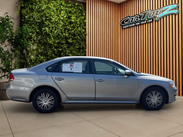 Used 2014 Volkswagen Passat 2.5 S FWD image 14