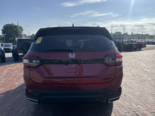 Used 2023 Honda Pilot Sport image 13