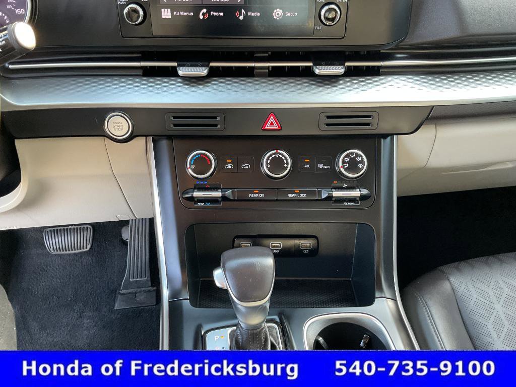 Used 2024 Kia Carnival LX FWD image 38