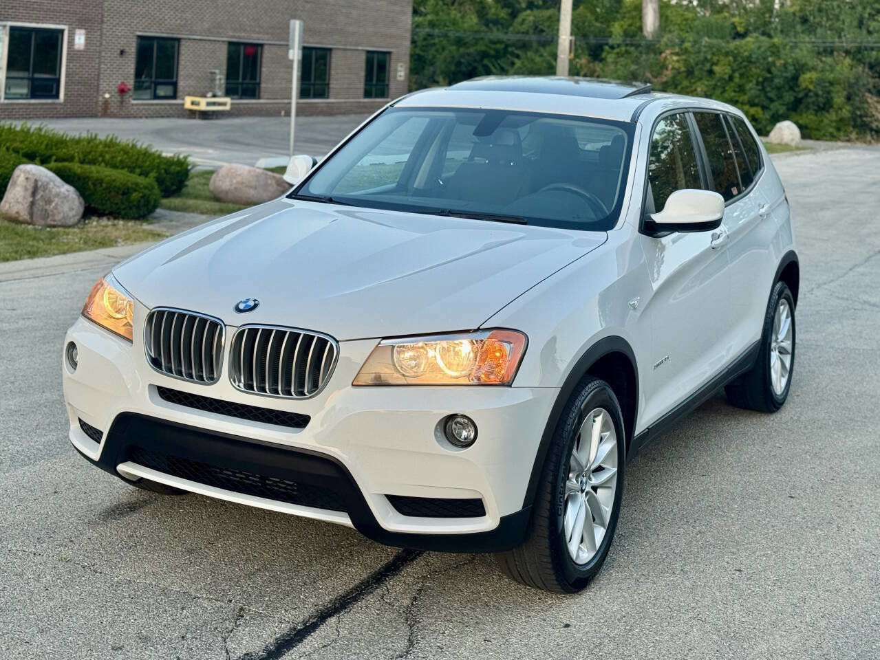 Used 2013 BMW X3 xDrive28i image 3