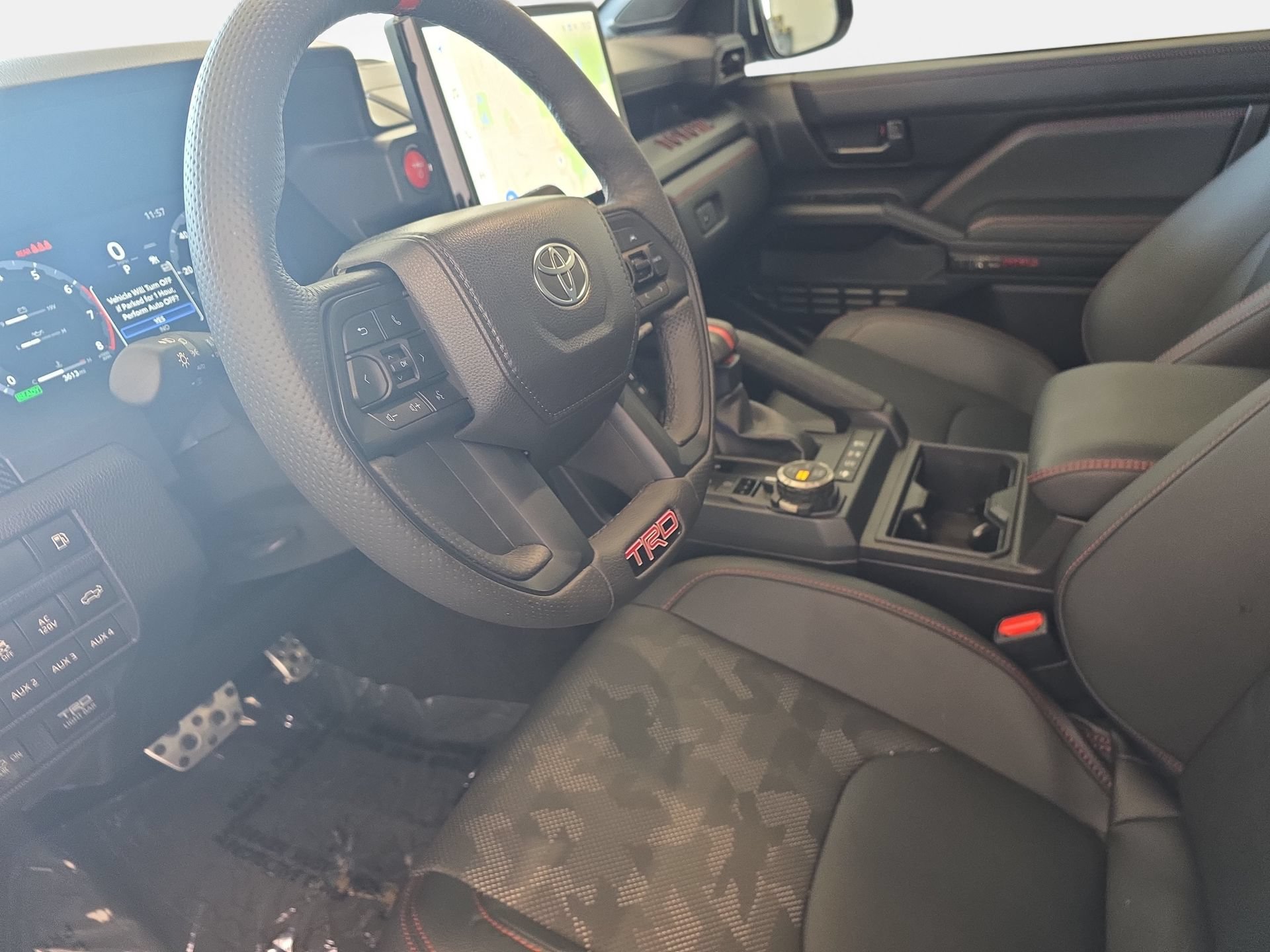 Used 2025 Toyota Tacoma TRD Pro AWD/4WD image 15