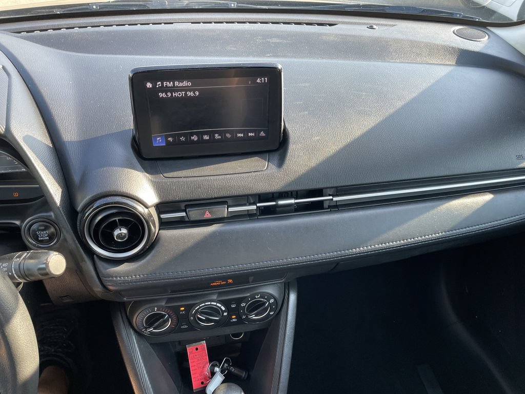 Used 2019 Toyota Yaris LE FWD image 18