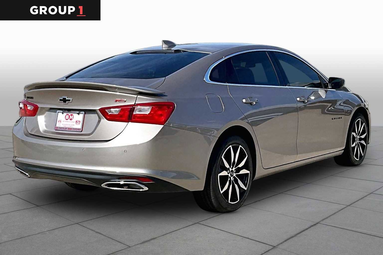 Used 2024 Chevrolet Malibu RS FWD image 1