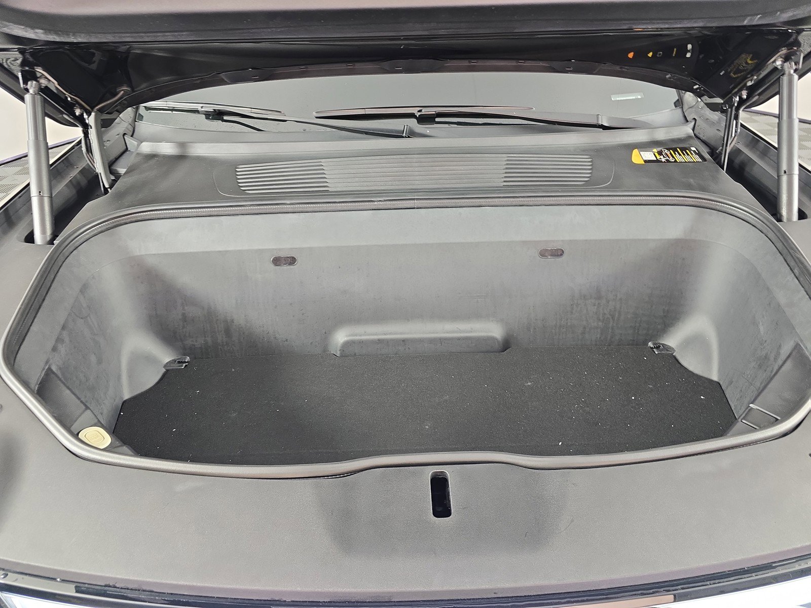 Used 2022 Rivian R1T Adventure image 14