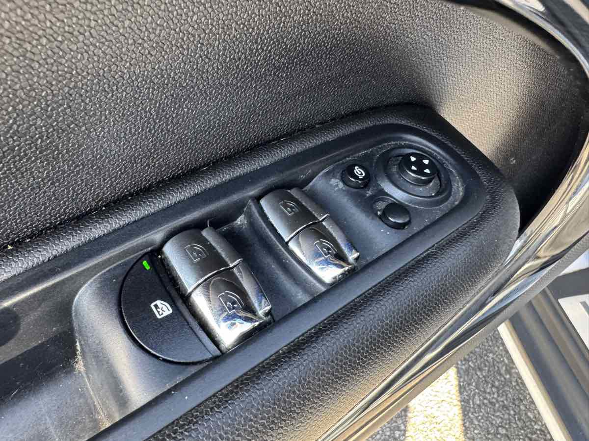 Used 2016 MINI Cooper Countryman S image 21