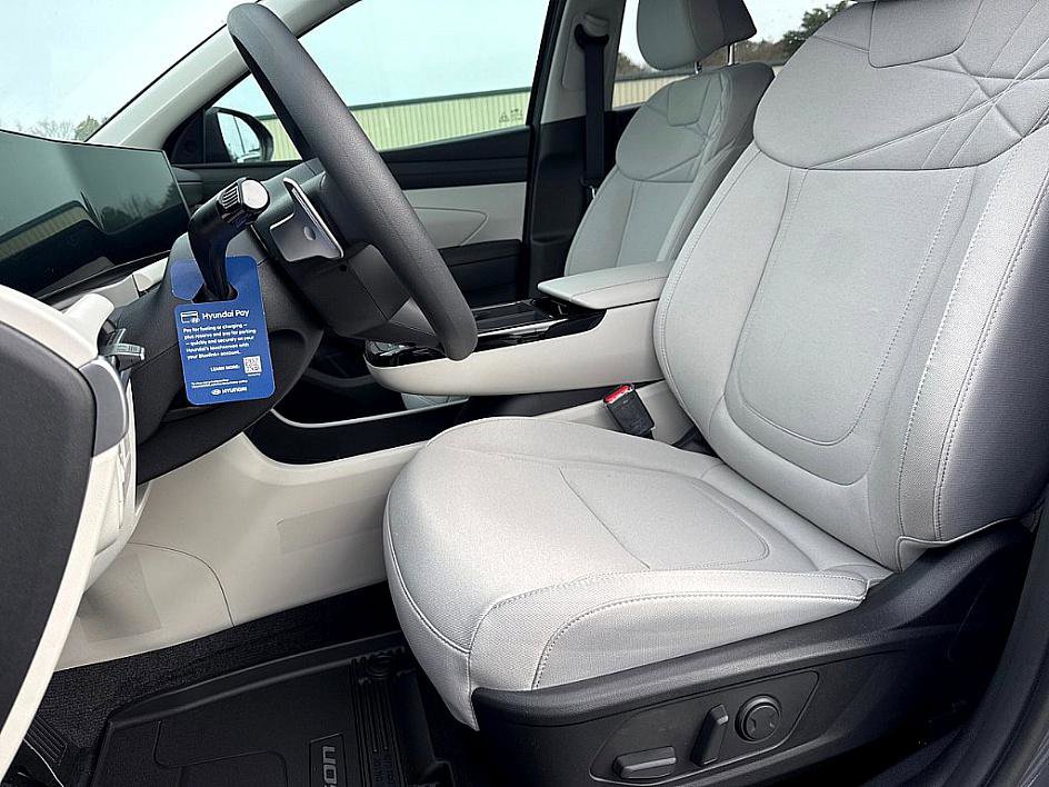 New 2026 Hyundai Tucson SEL image 8