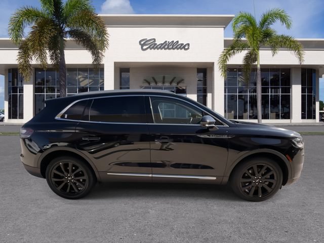 Used 2023 Lincoln Nautilus Reserve w/ Monochromatic Package FWD image 16