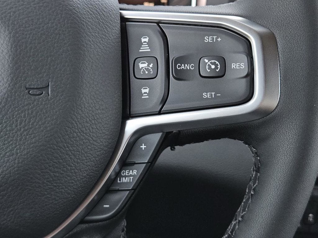 New 2026 RAM 1500 4x4 Crew Cab image 18