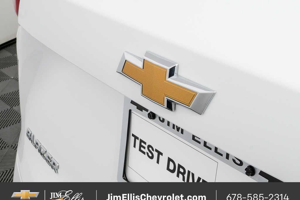 Certified 2025 Chevrolet Blazer LT FWD image 33