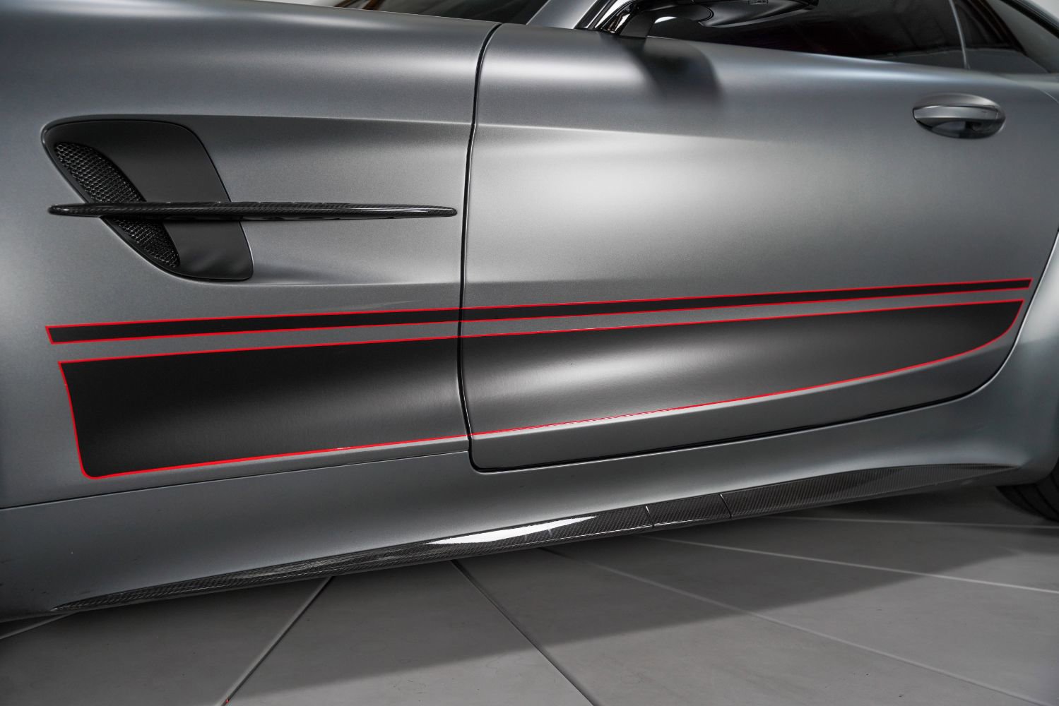 Used 2020 Mercedes-Benz AMG GT R image 20