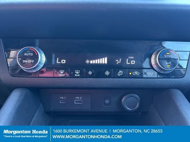 Used 2024 Mitsubishi Outlander SE Black Edition AWD/4WD image 21