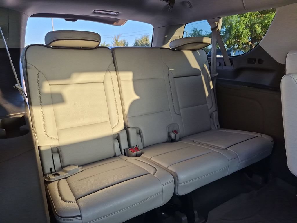 Used 2022 GMC Yukon XL Denali AWD/4WD image 39