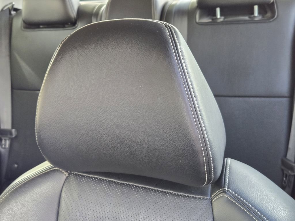 Used 2023 Nissan Maxima SV w/ Floor Mat Group FWD image 17