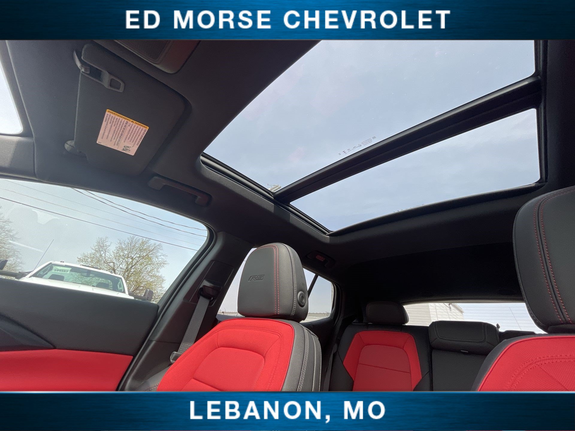 New 2025 Chevrolet Equinox EV RS w/ Convenience Package II FWD image 17