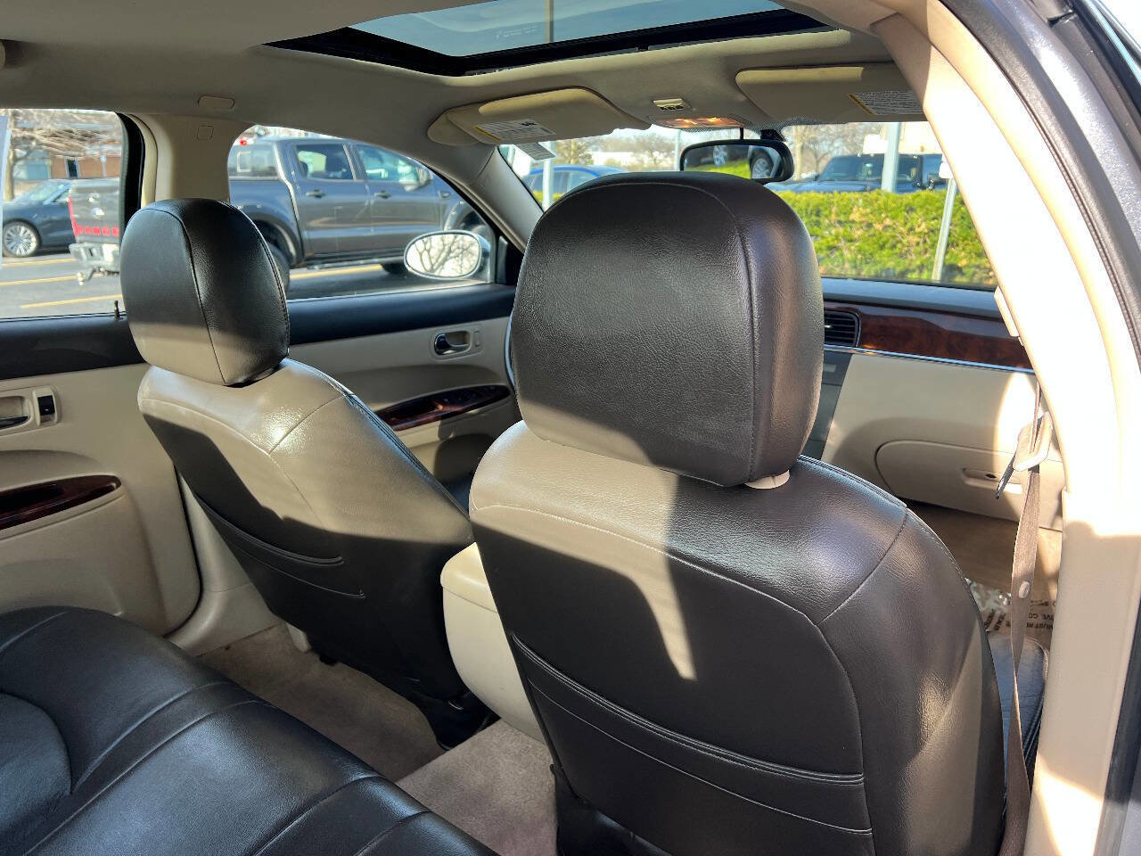 Used 2009 Buick LaCrosse CX image 27