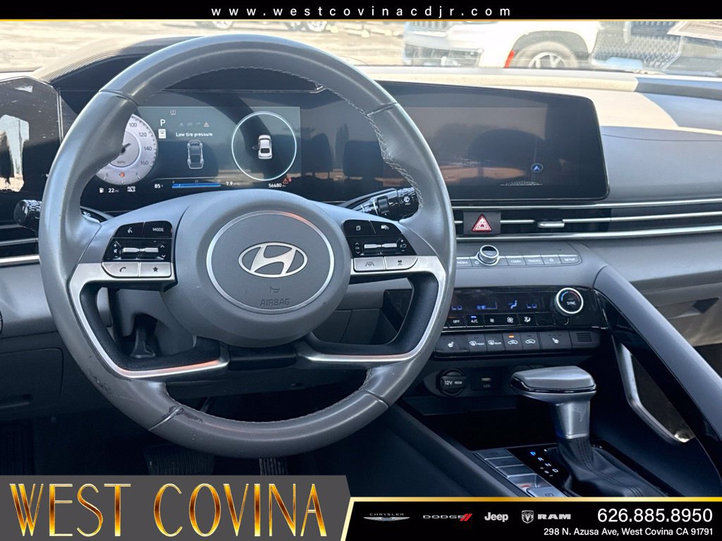 Used 2025 Hyundai Elantra SEL FWD image 23