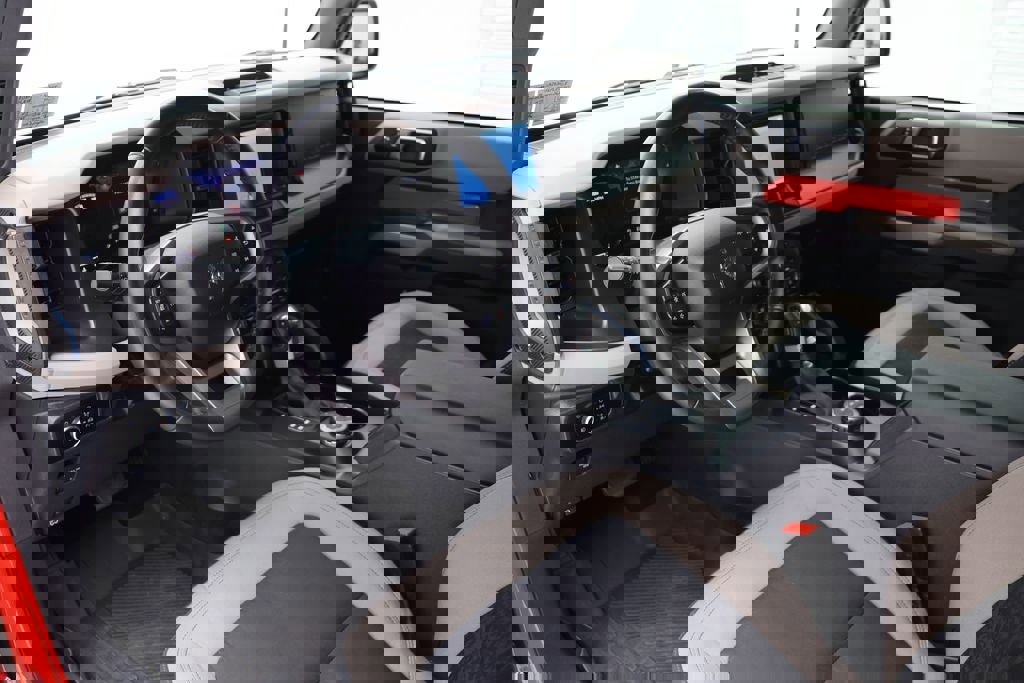 Used 2023 Ford Bronco Wildtrak image 14