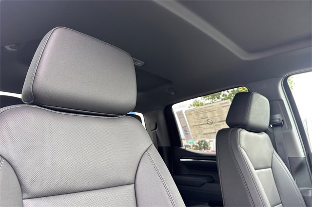 New 2026 GMC Sierra 1500 SLT w/ SLT Premium Package image 16